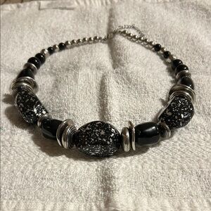 Source Unknown Black and Silver Speckled Necklace